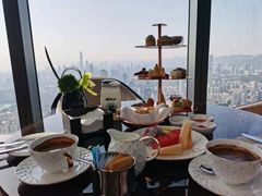 靠窗位-瑞吉酒店·The Drawing Room闲逸廊·云端下午茶·夜奢Whiskey