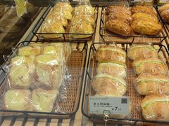-顶东面包花园·生日蛋糕(世博店)