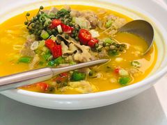 至激酸汤灼肥牛米线-悦湖公馆