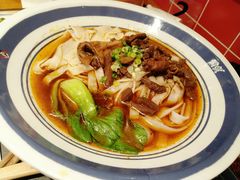 -霸蛮湖南菜·牛肉粉(荣京西街店)