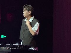 -赤红音乐现场(浦东金桥路店)