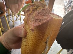 -Bánh Mì Huynh Hoa