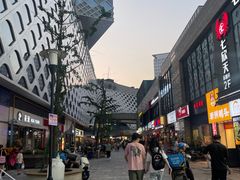 -宝龙城(杭州滨江店)