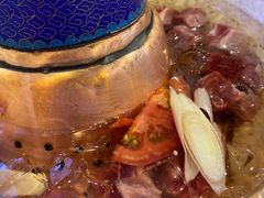 -毛辣果·贵州红酸汤牛肉火锅(西单店)