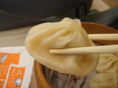 小笼包近照-东方既白(上海浦东国际机场)