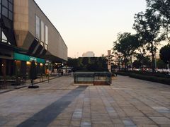 -易生活购物公园