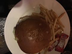 -Helens海伦司小酒馆(复旦大学店)