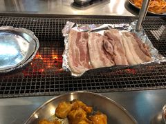 -马路牙子烧烤音乐酒馆(望京店)