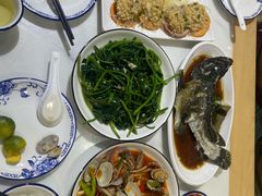 -四川小胡子海鲜(丁村万人海鲜广场店)