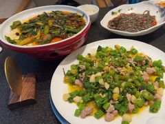 -万重锦·人文川菜馆(骡马市店)