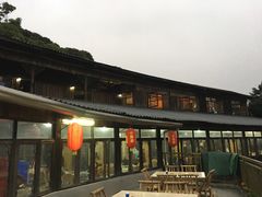 -鲤鱼塘农家山庄