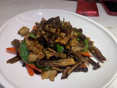 干煸鹿茸菌-径山十八道·风味民间菜(杭州总店)