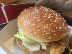 香辣鸡腿堡-肯德基(大侠谷店)
