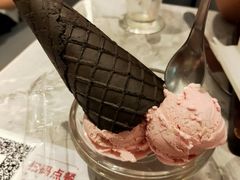 白桃乌龙冰淇淋-必胜客(东营万达店)