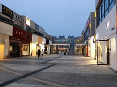 -银泰百货(海宁店)