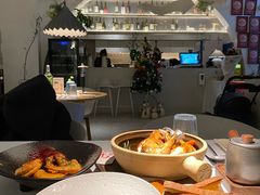 -春树下·树屋花房西餐厅(罍街AS1980店)