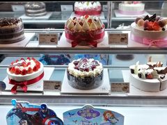 面包甜点陈列柜-巴黎贝甜(国贸店)