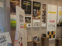 -灸春堂·艾灸·痛症·整脊连锁(之江银泰店)