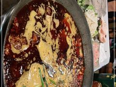 -周幺妹重庆老火锅(银泰城总店)