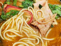 招牌炸酱小锅米线-肥汁米蘭香港米线(长宁来福士店)