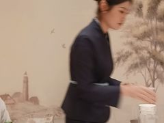 -品海楼·大连海胆锅贴馆(东港店)