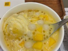 雪山芒果小圆子-满记甜品(王府井北京市百货大楼店)