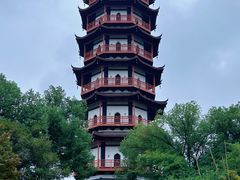 -绳金塔