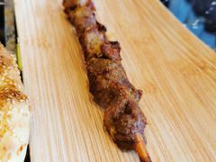 红柳烤肉-巴依老爷新疆美食(清华东门店)