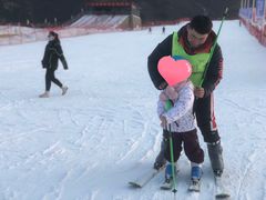 -荣盛康旅野三坡滑雪场