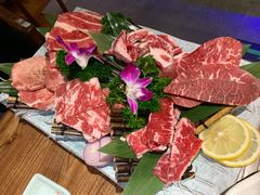 -明洞阿姨·韩式酱蟹烤肉·创意料理(三元桥店)