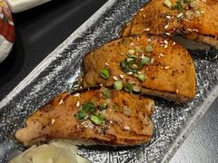 -山川小町·极番烧肉(新地假日广场店)
