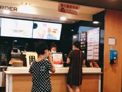 -麦当劳(新华路步步高店)