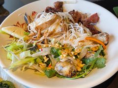 -大头虾越式风味餐厅(光明广场店)