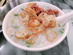 艇仔粥-穗银肠粉店(东川路店)