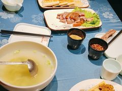 -乔家小院•非遗驴肉•本地小海鲜(滨河路店)
