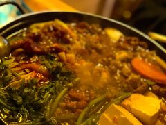 八爪鱼牛肉锅-东吉馆韩式餐厅(八经街总店)