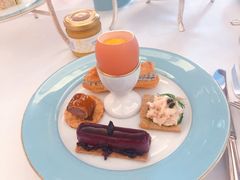 -The Diamond Jubilee Tea Salon at Fortnum & Mason