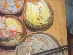 -赵美丽·重庆社区火锅·直营店(火车东站·中豪国际店)