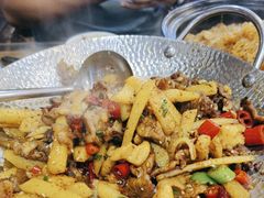-老唐三下锅 ·张家界地标美食(溪布街店)