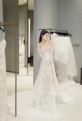 -Vera Wang婚纱礼服旗舰店