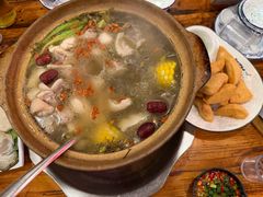 石橄榄炖鸡-洪大厨鸡煲(福田店)