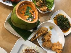 -大树下海鲜饭店