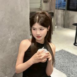 -丝语萱形象