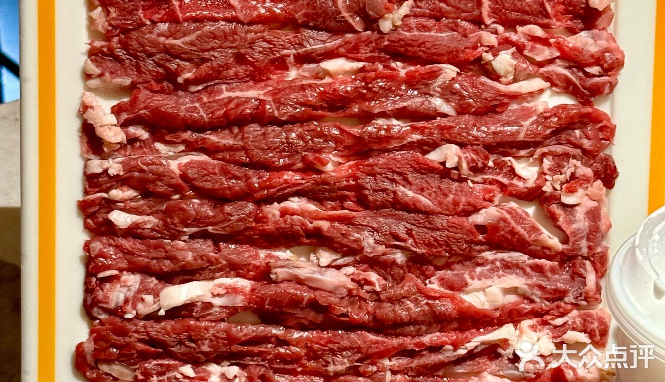 在青岛吃到了比我的头还大的虾滑… 太先进了…