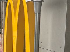 -麦当劳(中二横路店)
