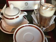 -Cafe Sacher(WIEN)