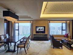-成都保利公园皇冠假日酒店(熊猫基地店)