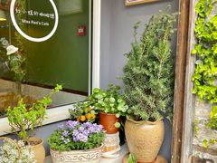 -红小姐咖啡馆(西津渡店)