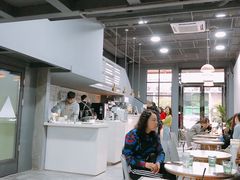 -ADO KAFE(大学城店)