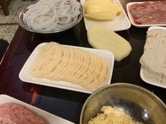 -邓莽子老火锅(中兴路总店)